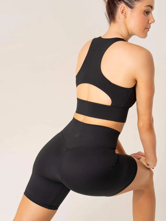NKD Arch MidLength Shorts 8211 Black Women Ryderwear Gym Shorts
