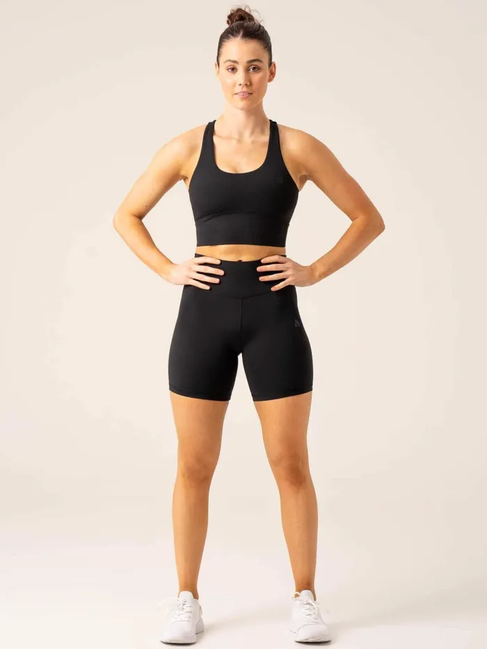 NKD Arch MidLength Shorts 8211 Black Women Ryderwear Gym Shorts