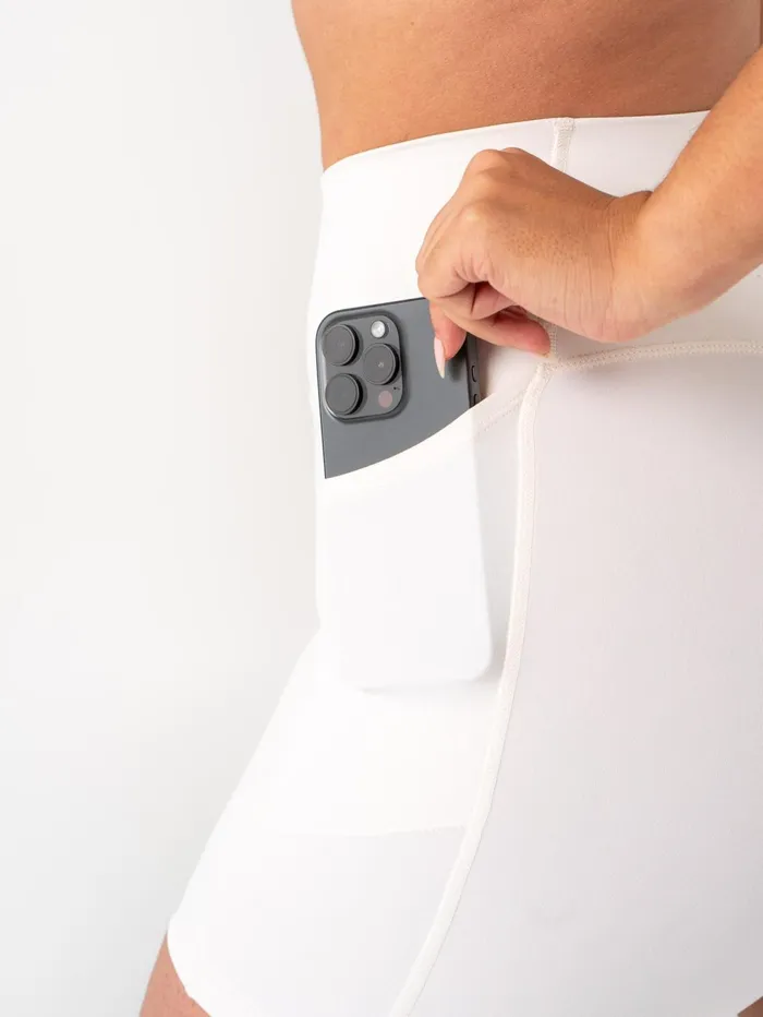 NKD Pocket Shorts 8211 Off White Women Ryderwear Gym Shorts