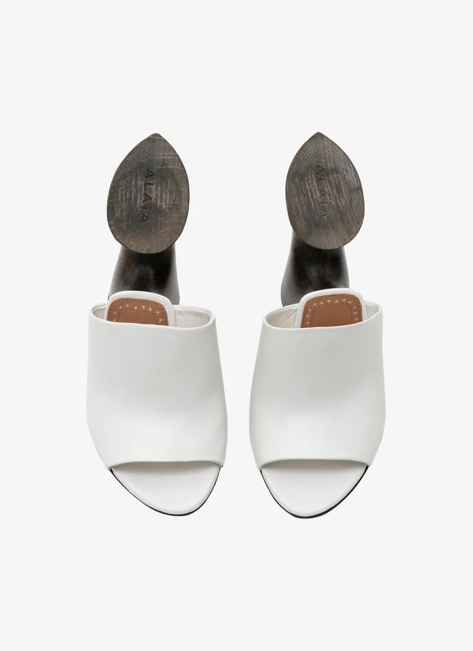 Off White La Sculpture Mules In Calfskin and Wood Women Alaa La Sculpture