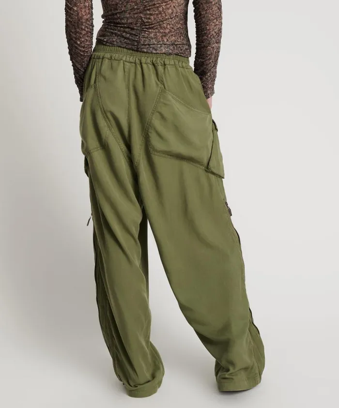 One Teaspoon Bottoms Women Khaki Parachute Pants 8211 Tencel