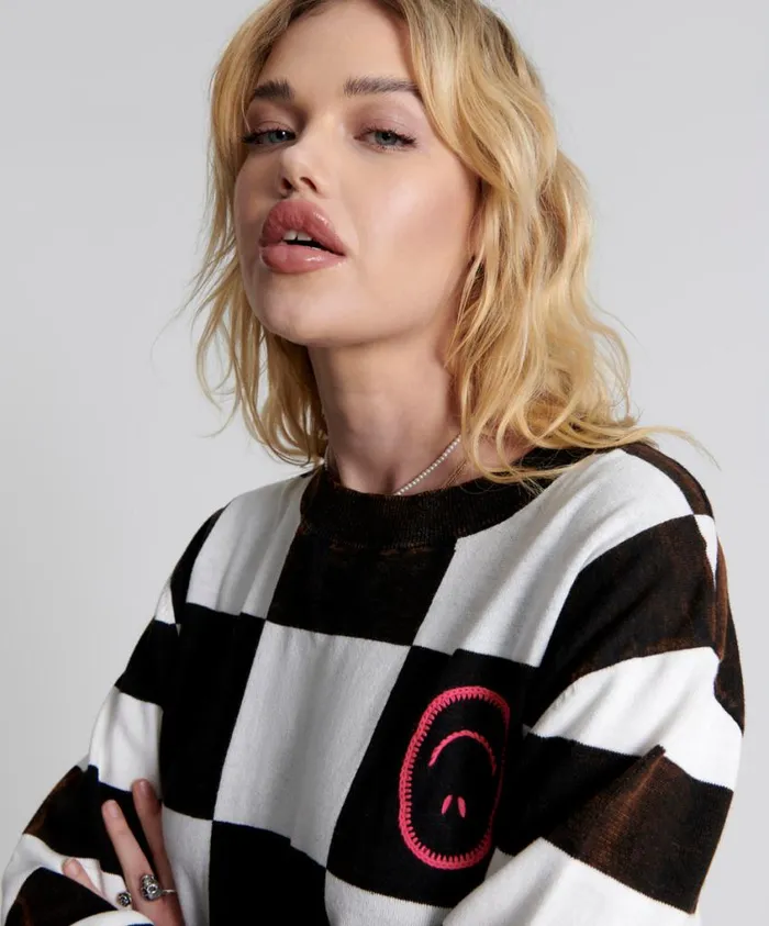 One Teaspoon Knitwear Women Scoreboard Smiley Knit Sweater