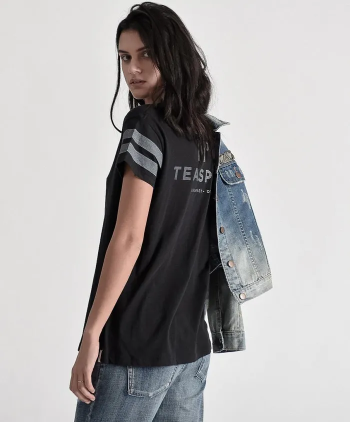 One Teaspoon Tees and Tanks Women Le Hunt One Tee Black Black