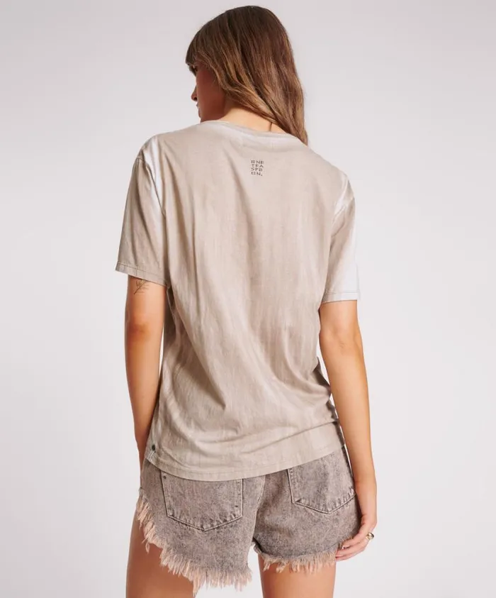 One Teaspoon Tees and Tanks Women Skull And Bones Boyfriend Tee