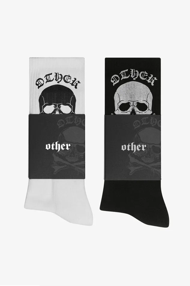 OTHER SOCKS MENWOMEN SKULL and CROSSBONES SOCKS BUNDLE