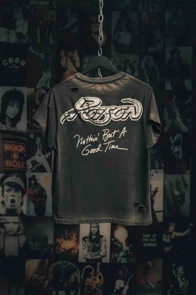 OTHER TSHIRTS MEN POISON GLAM ROCKER VINTAGE TSHIRT