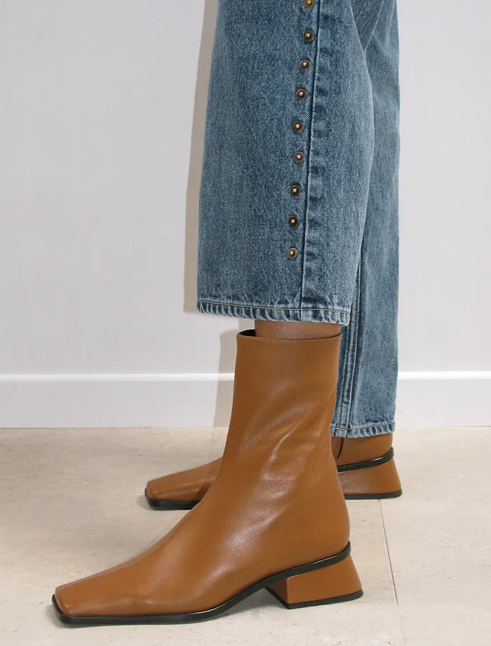 Paloma Wool DELTALight Brown Longtip Ankle Boots Women Shoes