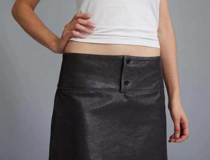 Paloma Wool RIETTILow Rise Leather Skirt With Asymmetrical Bottom Women Bottoms
