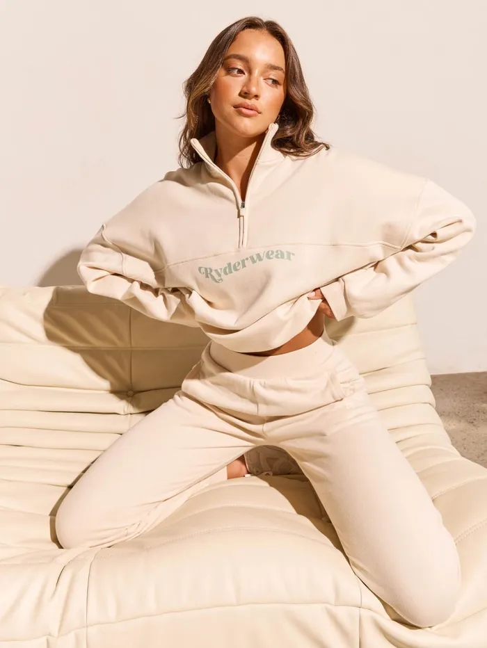 Reserve Half Zip Jumper 8211 Chalk Women Ryderwear Jackets and Sweaters