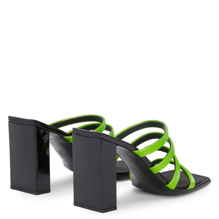 Shangay Green Women Giuseppe Zanotti Sandals