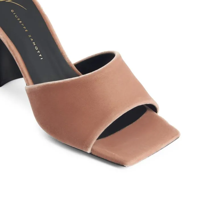Solhene Brown Women Giuseppe Zanotti Sandals