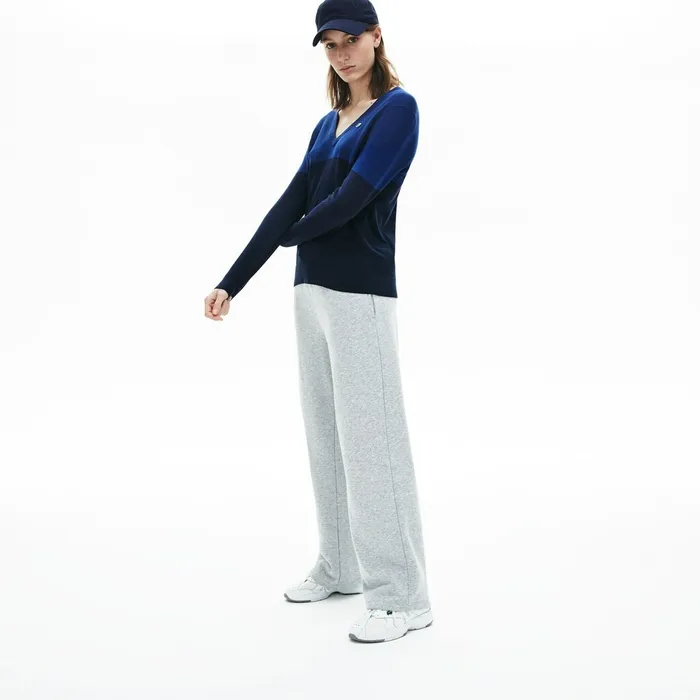 Sweaters and Sweatshirts Lacoste Womens Colorblock Cotton Vneck Sweater Navy Blue Near Me Sweaters and Sweatshirts Lacoste Womens Colorblock Cotton Vneck Sweater Navy Blue Near Me
