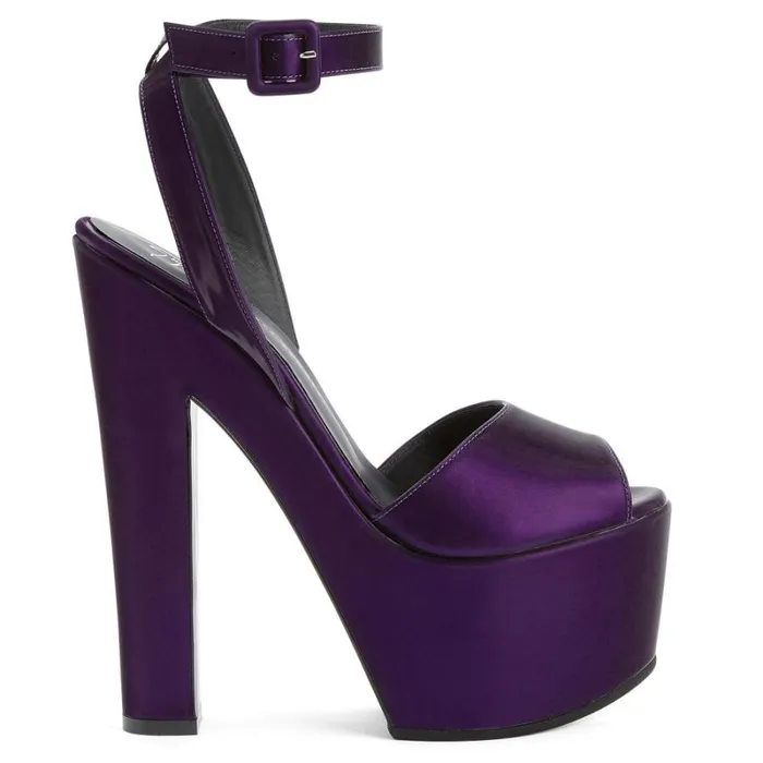 Tarifa PURPLE Women Giuseppe Zanotti Sandals