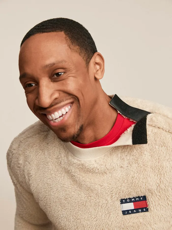 Tommy Hilfiger Adaptive Tommy Badge Fleece Sweatshirt Oatmeal Mens Sweatshirts and Hoodies Online