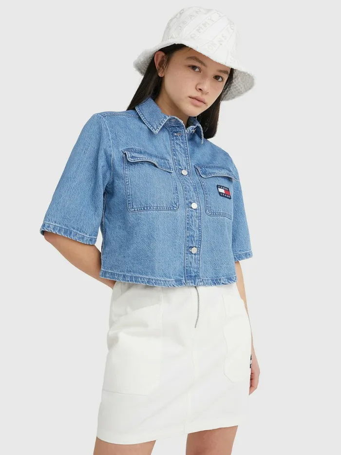 Tommy Hilfiger Badge Cropped Short Sleeve Denim Shirt Denim Medium Womens Shirts and Blouses Gift for Friend Tommy Hilfiger Badge Cropped Short Sleeve Denim Shirt Denim Medium Womens Shirts and Blouses Gift for Friend