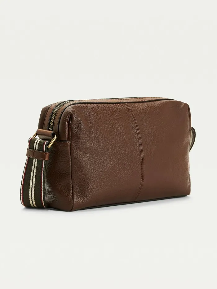 Tommy Hilfiger Casual Leather Reporter Bag Dark Tan Mens Bags On Sale