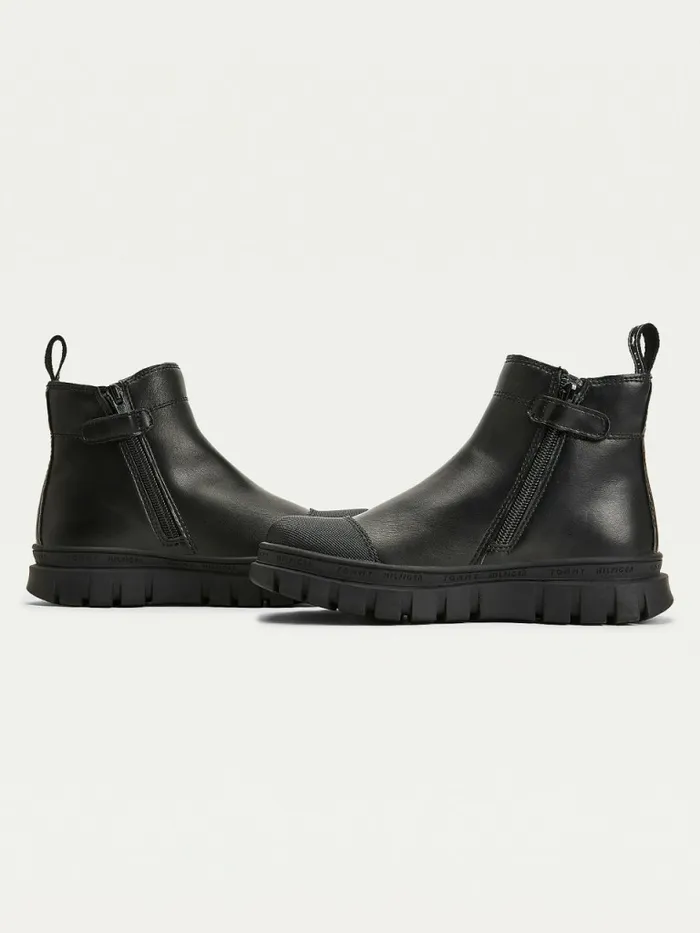 Tommy Hilfiger Cleat Chelsea Boots Black Girls Shoes and Accessories Casaul
