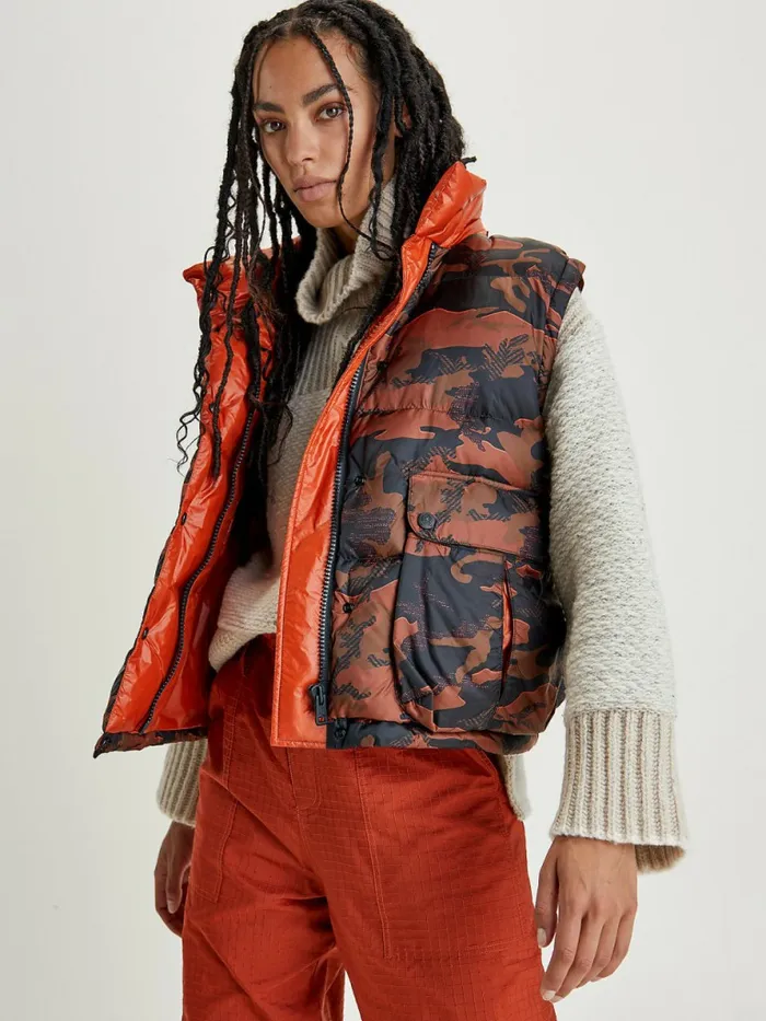 Tommy Hilfiger Crest Camo Print Down Jacket Auburn FeverMulti Womens Coats and Jackets Fashion