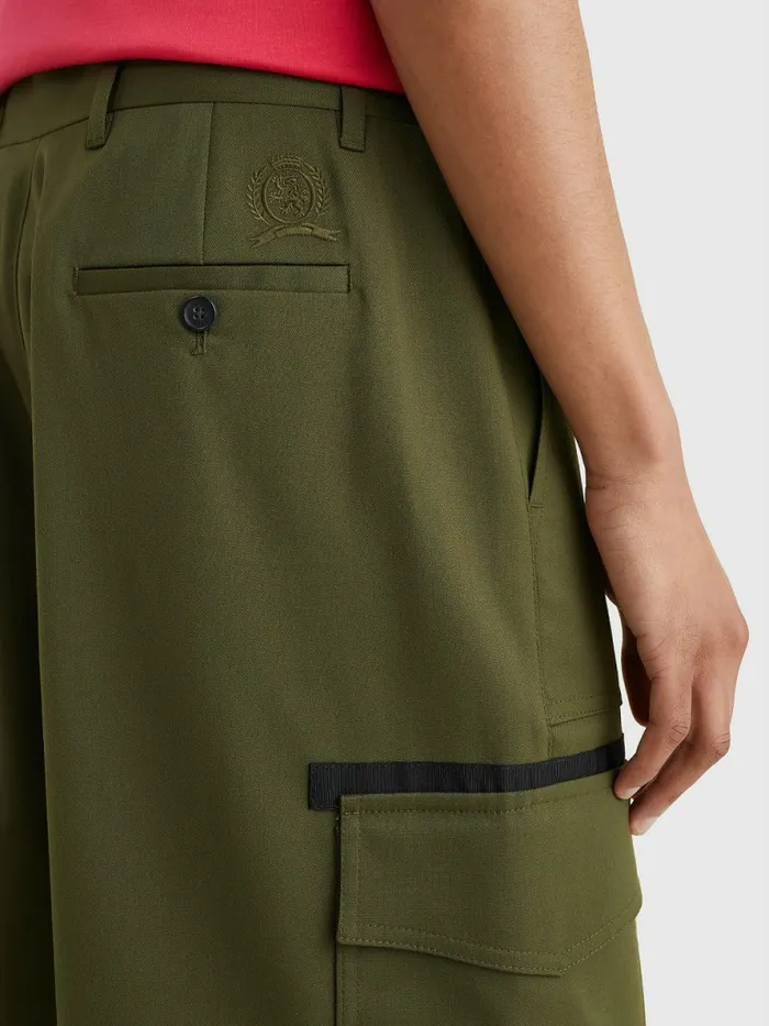 Tommy Hilfiger Crest Relaxed Fit Cargo Shorts Northwood Olive Mens Shorts Popular