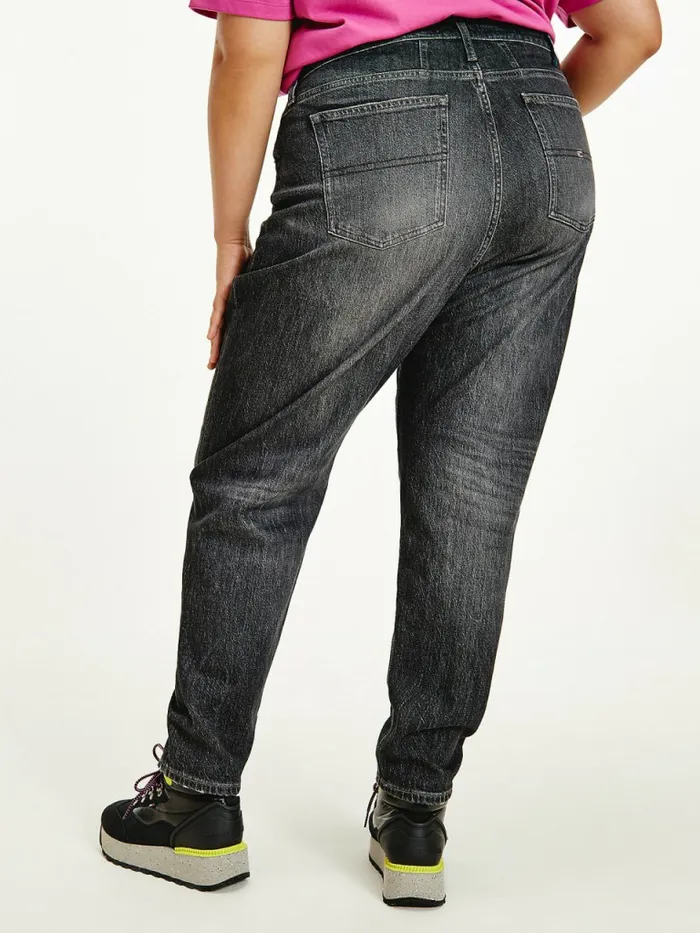 Tommy Hilfiger Curve Mom Ultra High Rise Tapered Jeans Denim Black Womens Jeans For Sale