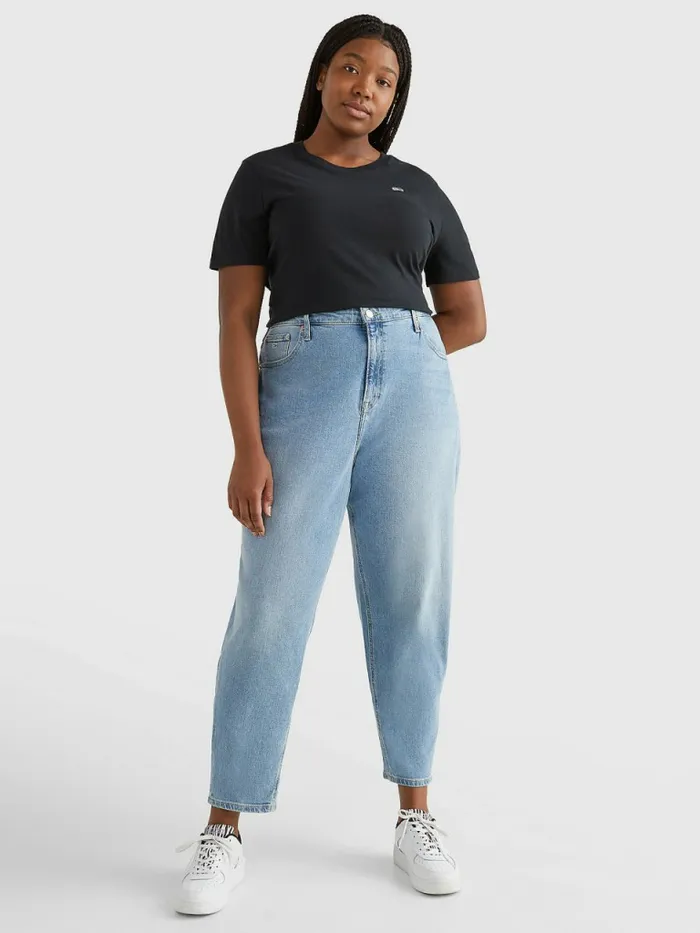 Tommy Hilfiger Curve Mom Ultra High Rise Tapered Jeans Denim Light Womens Jeans Popular