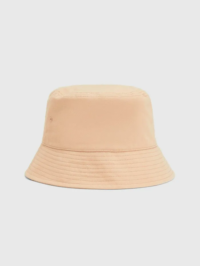 Tommy Hilfiger Essential Organic Cotton Bucket Hat Sandrift Womens Hats and Scarves Online