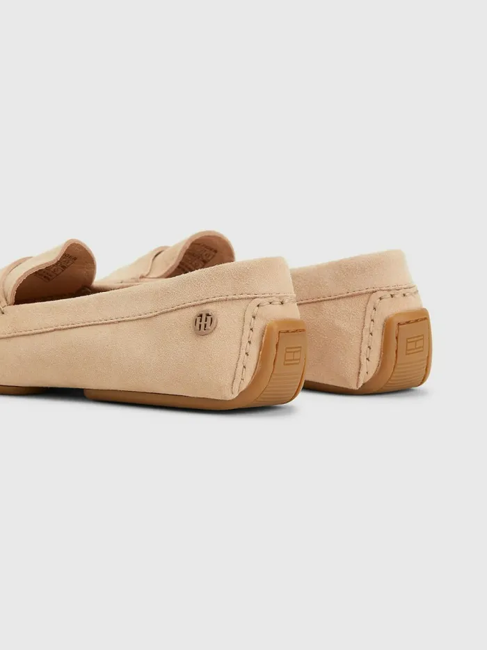 Tommy Hilfiger Essential Suede Moccasins Sandrift Womens Flat Shoes Casaul