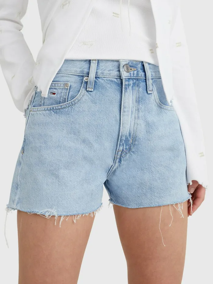 Tommy Hilfiger Faded Raw Hem Denim Hotpants Denim Light Womens Shorts Gift Ideas Tommy Hilfiger Faded Raw Hem Denim Hotpants Denim Light Womens Shorts Gift Ideas