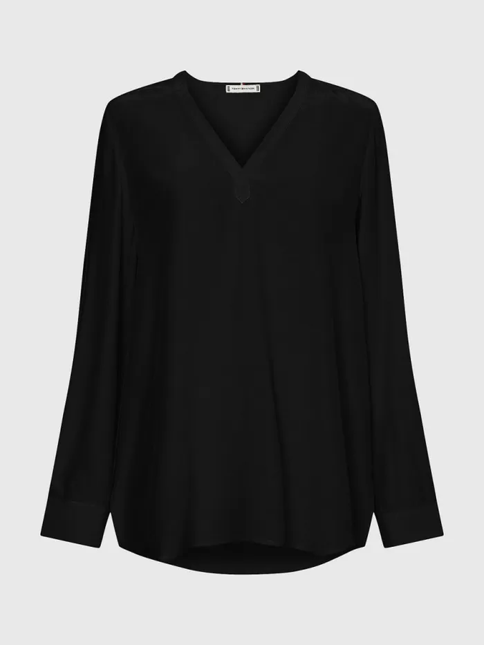 Tommy Hilfiger Long Sleeve VNeck Relaxed Fit Blouse Black Womens Shirts and Blouses Casaul