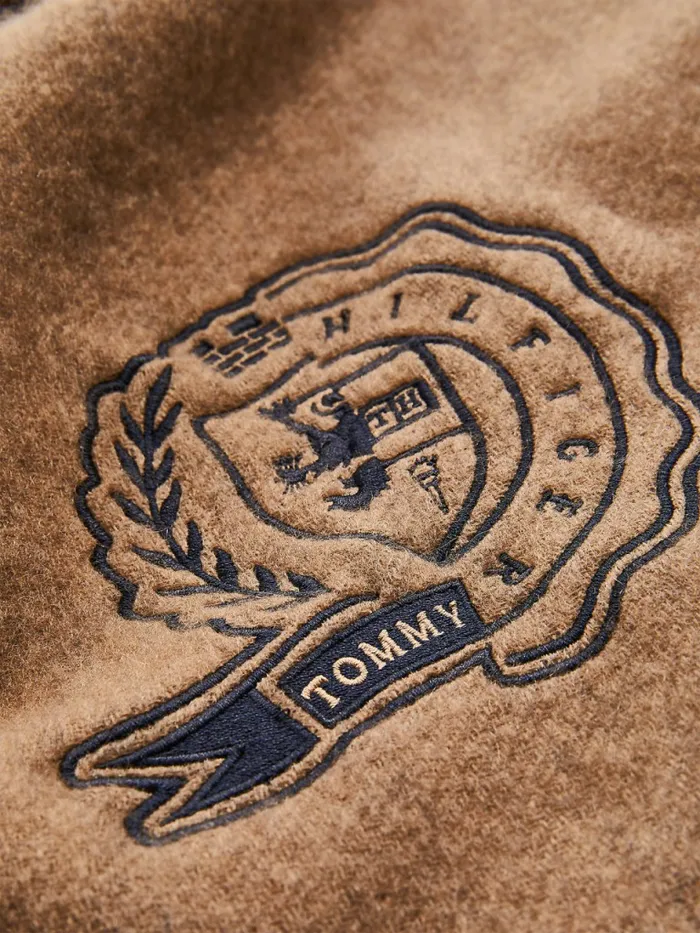 Tommy Hilfiger Lux Cashmere Wool Crest Scarf Camel Mix Womens Hats and Scarves Online