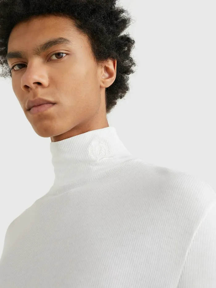 Tommy Hilfiger Prep Long Sleeve Crest Turtleneck Ecru Mens TShirts Popular