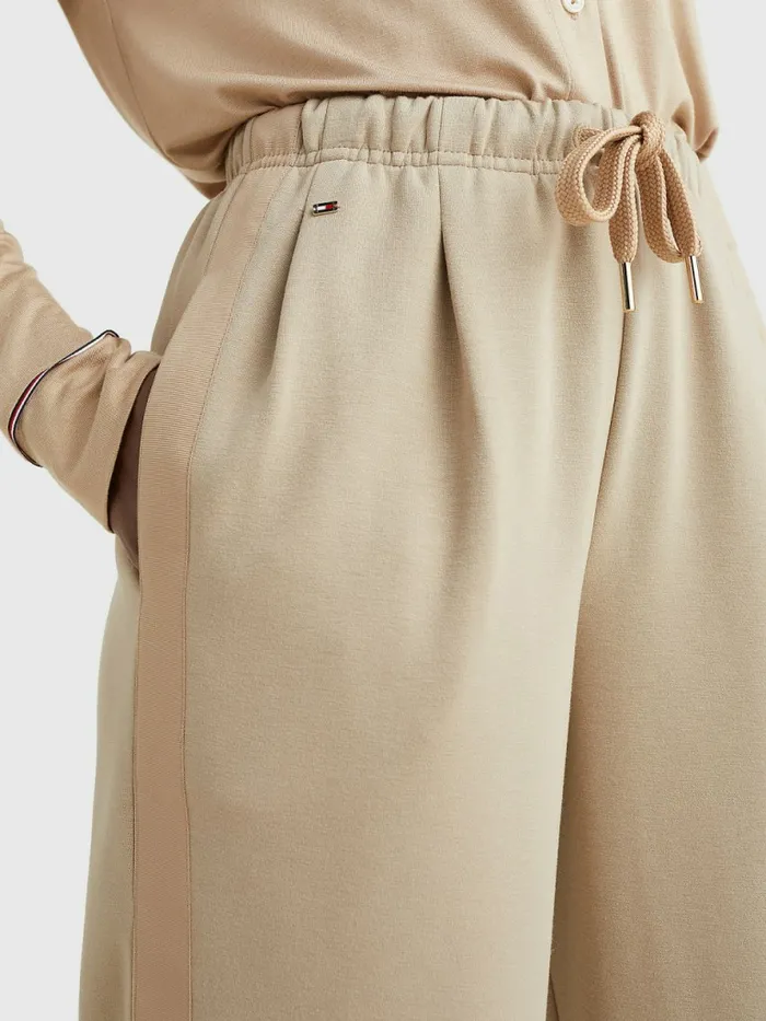Tommy Hilfiger Relaxed Fit Drawstring Trousers Beige Womens Trousers