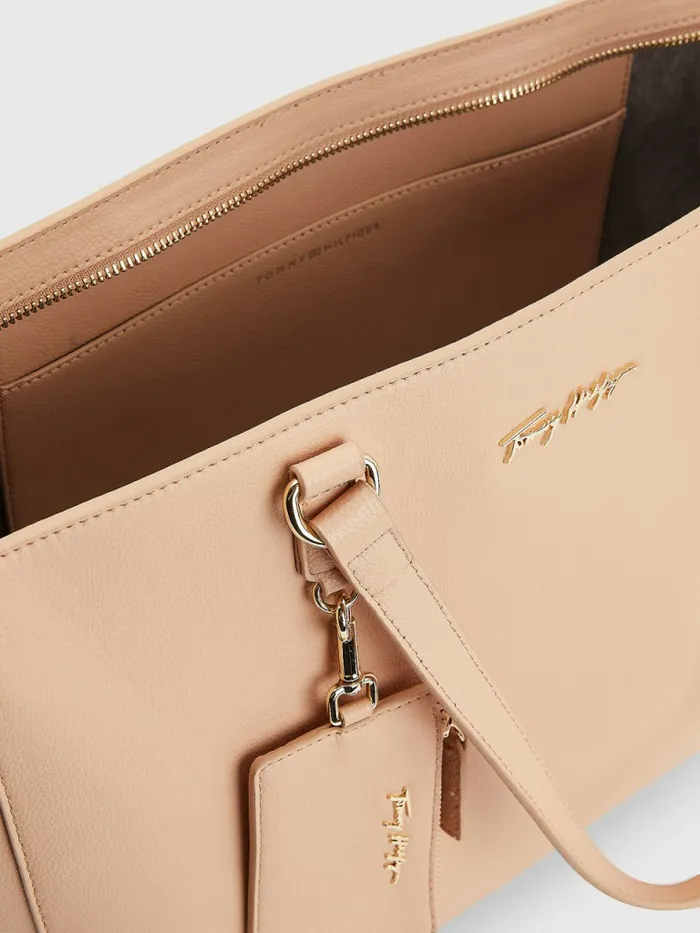 Tommy Hilfiger Signature Logo Tote Sandrift Womens Bags Fashion
