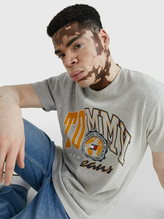 Tommy Hilfiger Spliced Logo Two Tone TShirt Silver Grey Htr Mens TShirts On Sale