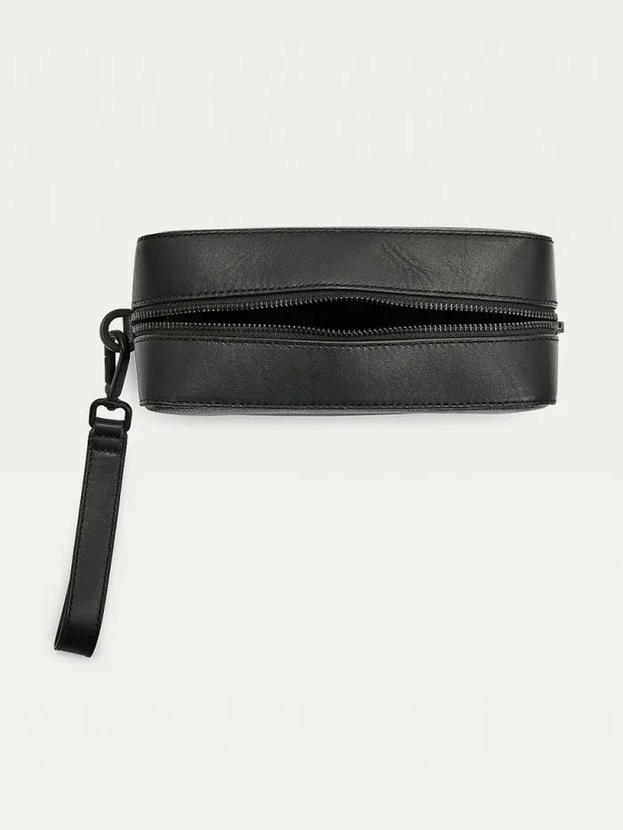 Tommy Hilfiger Th Business Leather Washbag Black Mens Bags Near Me