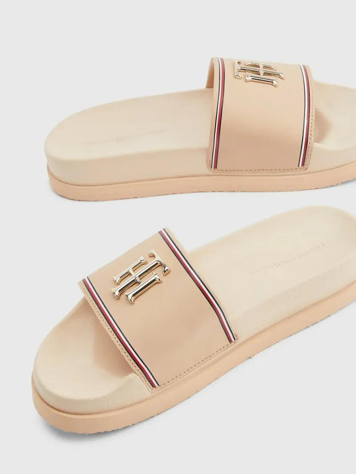 Tommy Hilfiger Th Monogram Flatform Pool Slides Sandrift Womens Flat Shoes Casaul