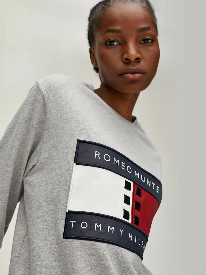 Tommy Hilfiger Tommyxromeo DualGender TShirt Grey Heather Mens TShirts Fashion