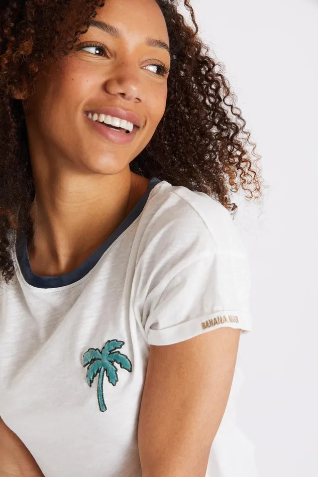 Tshirt Ecru 8211 AVENUE SEACOCO Ecru Women Banana Moon Tops and Tshirts Tshirt Ecru 8211 AVENUE SEACOCO Ecru Women Banana Moon Tops and Tshirts