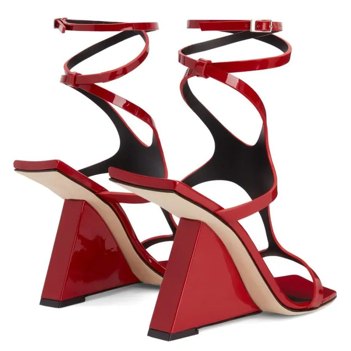 Tutankamon Red Women Giuseppe Zanotti Sandals