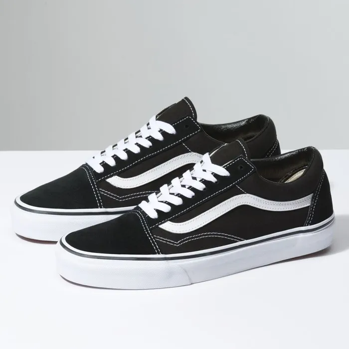 Vans Classics Shoes Mens Old Skool BlackWhite