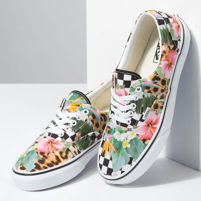 Vans Classics Shoes MensWomens Tropical Animal Check Era True WhiteMulti
