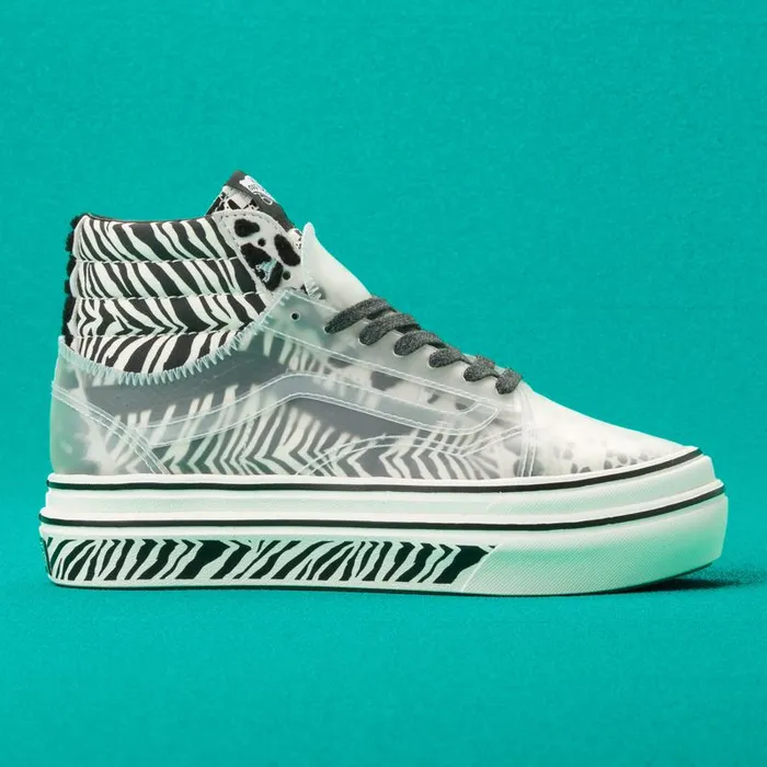Vans Classics Shoes Womens Mixed Media Super ComfyCush Sk8Hi Skool MarshmallowBlack Vans Classics Shoes Womens Mixed Media Super ComfyCush Sk8Hi Skool MarshmallowBlack
