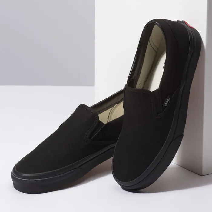 Vans Classics Shoes Womens SlipOn BlackBlack