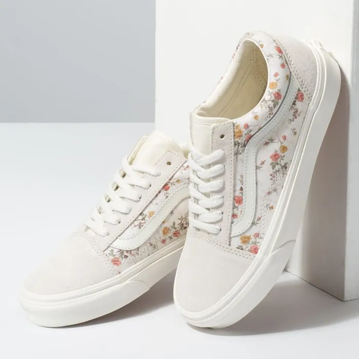 Vans Classics Shoes Womens Vintage Old Skool FloralMarshmallow Vans Classics Shoes Womens Vintage Old Skool FloralMarshmallow