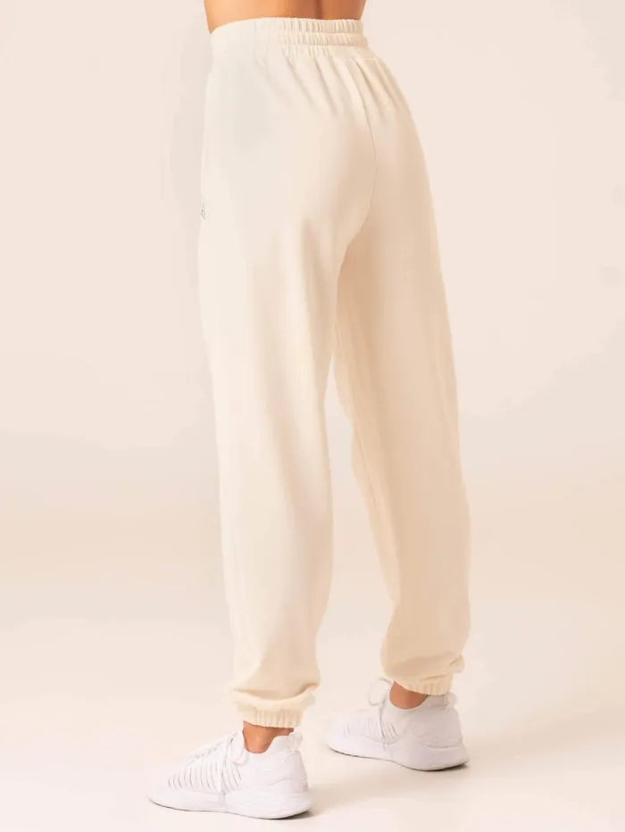 Women039s Collegiate Track Pant 8211 Chalk Women Ryderwear Pants