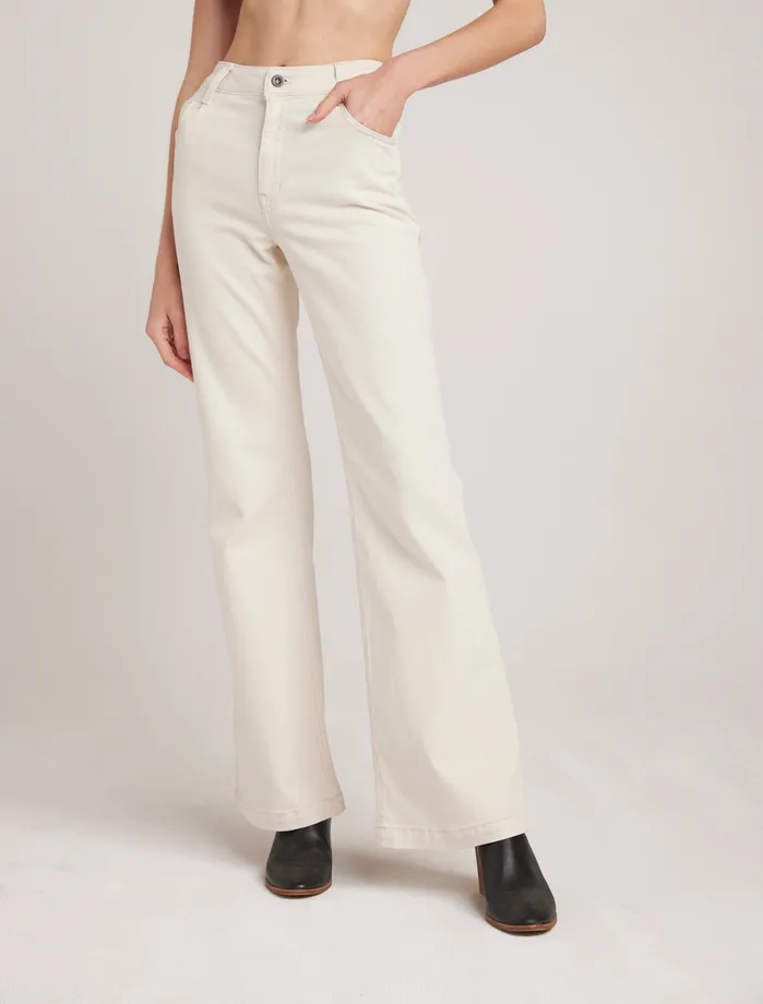 Women Bella Dahl Pants Milla Vintage Flare Jean 8211 Antique Ivory ANTIQUE IVORY