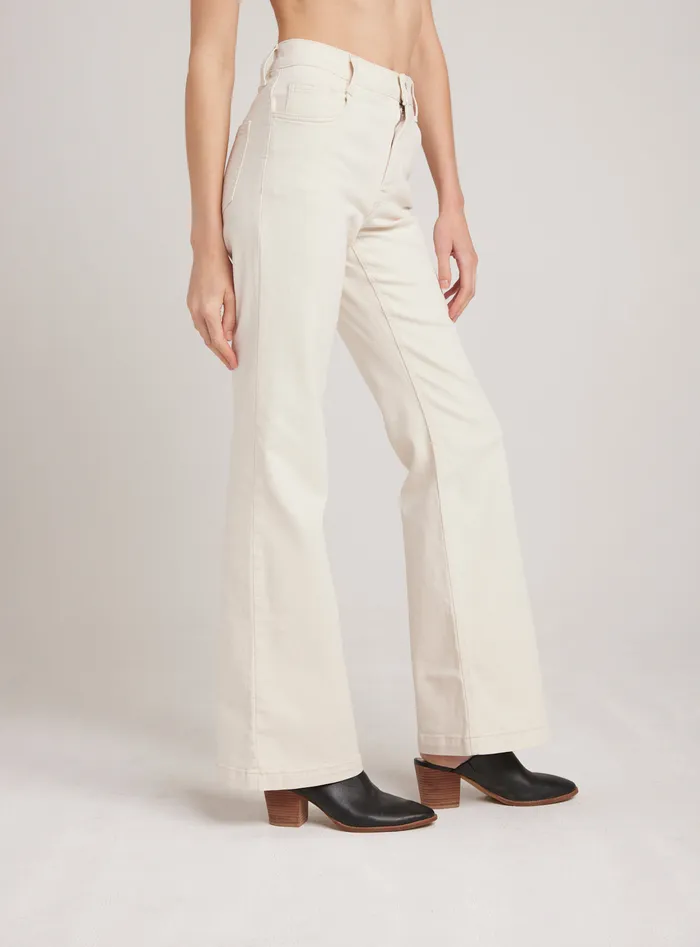 Women Bella Dahl Pants Milla Vintage Flare Jean 8211 Antique Ivory ANTIQUE IVORY