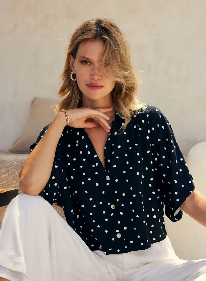Women Bella Dahl Short Sleeve Short Sleeve Notch Collar Shirt 8211 Deco Dots Print DECO DOTS PRINT Women Bella Dahl Short Sleeve Short Sleeve Notch Collar Shirt 8211 Deco Dots Print DECO DOTS PRINT
