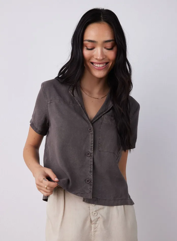 Women Bella Dahl Sleeveless Short Sleeve Button Down Shirt 8211 Java JAVA