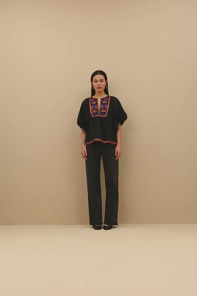 Women Blouses Bybar Gabie Embroidery Blouse Jet Black Women Blouses Bybar Gabie Embroidery Blouse Jet Black